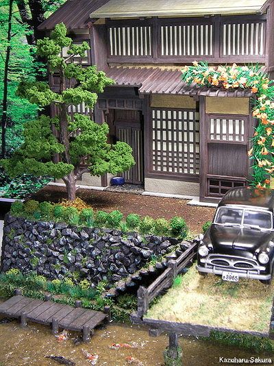 アリイ　'55トヨペット・クラウン　小京都のジオラマ　完成画像　初代クラウンと京町家全景のアップ