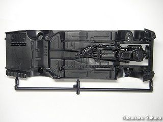 アオシマ JZX90 トヨタ・マークⅡ 2.5 グランデG（1/24） シャーシ