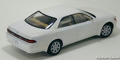 アオシマ JZX90 トヨタ・マークⅡ 2.5 グランデG（1/24）　完成画像5