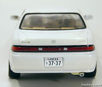 アオシマ JZX90 トヨタ・マークⅡ 2.5 グランデG（1/24）　完成画像1