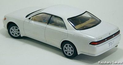 アオシマ JZX90 トヨタ・マークⅡ 2.5 グランデG（1/24）　完成画像11