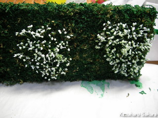 タミヤ ジャガーマーク２サルーン(1/24) ジオラマ製作記 ～ 緑の壁にある花の製作６