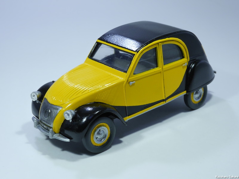 ﻿1/43 エレール Heller ﻿エレール 1/43 シトロエン2CV・ルノー4CV プラモデル