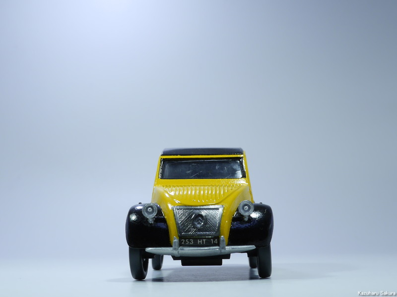 ﻿エレール 1/43 シトロエン2CV・ルノー4CV 完成画像 ～ シトロエン2CV