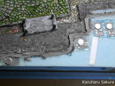 ﻿1/24 Kazuharu Sakura original ﻿櫻和春オリジナル 1/24 灯籠 ジオラマ制作記 ～ 京町家をフェライト磁石で固定する３