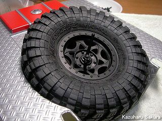 Axial(アキシャル)・SCX10・ランドクルーザー40・トラギー 製作記 ～ 孔を開ける位置の確定