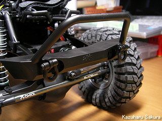 Axial(アキシャル)・SCX10・ランドクルーザー40・トラギー 製作記 ～ ポイズンスパイダーのバンパー１