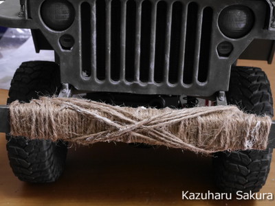 AXIAL SCX10 シャーシに DRAGON 1/4Ton 4x4 Truck(1/6 Scale) （ジープ・JEEP）のボディを載せる