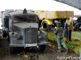 ワーゲン・シトロエン・トラック の ジオラマ完成画像